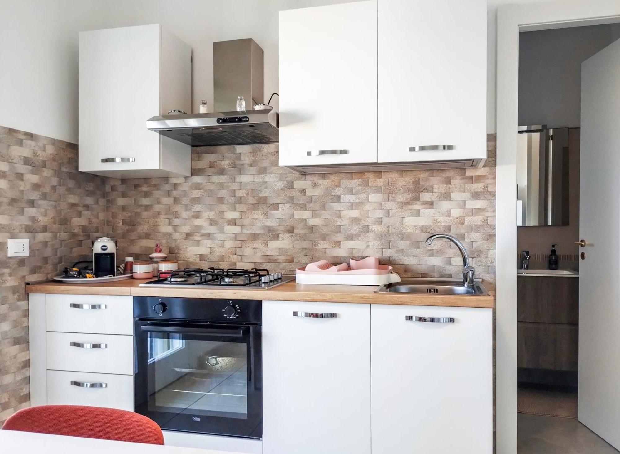 Chez Lina - Appartamento Salina Трапани Екстериор снимка